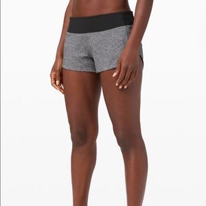 Lululemon Speed Up Shorts *2.5”